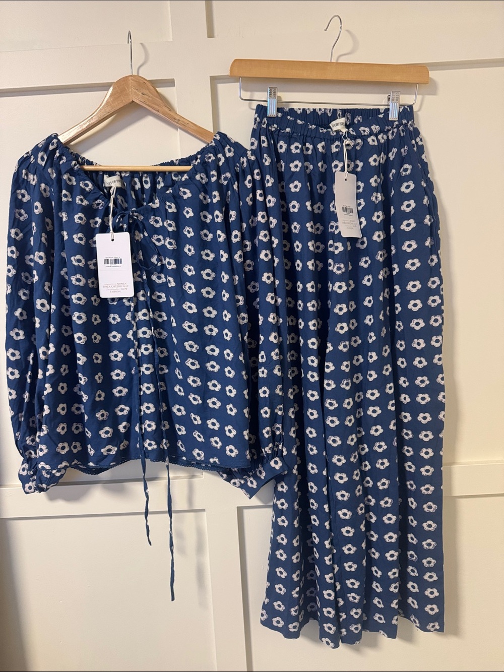 Daughters of India Navy Blue Floral SET